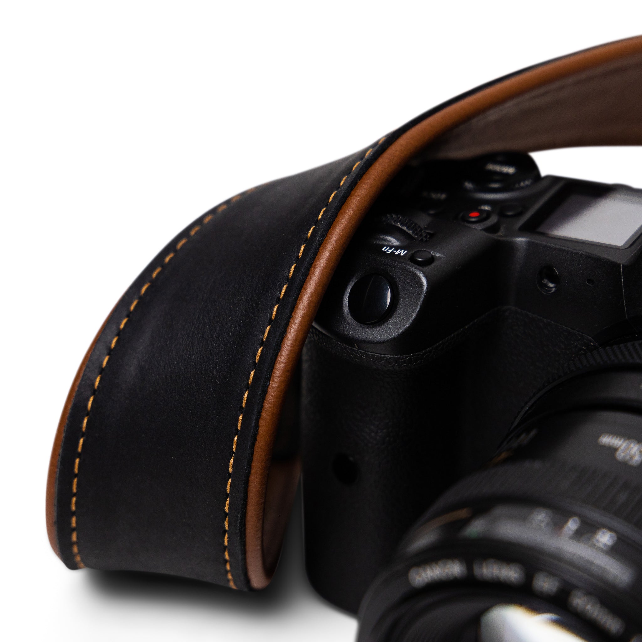 Lucky_Deluxe45_Leather_Camera_Strap_Black_Tan-7