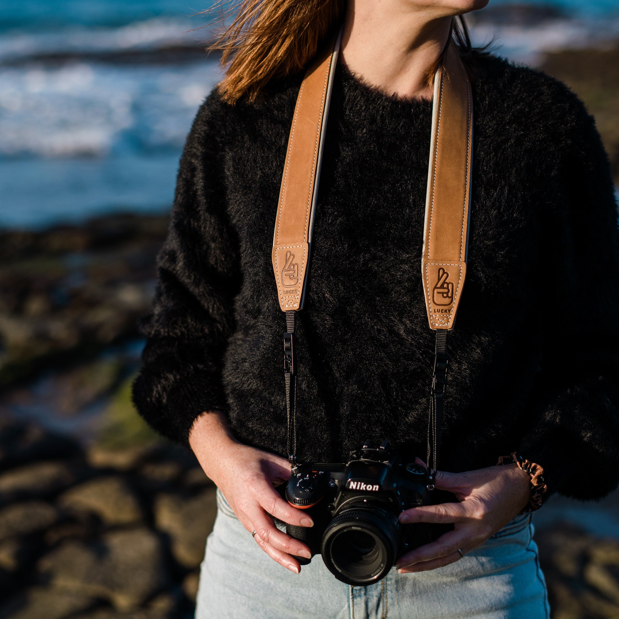 Lucky_Deluxe45_Leather_Camera_Strap_Desert_Tan-1