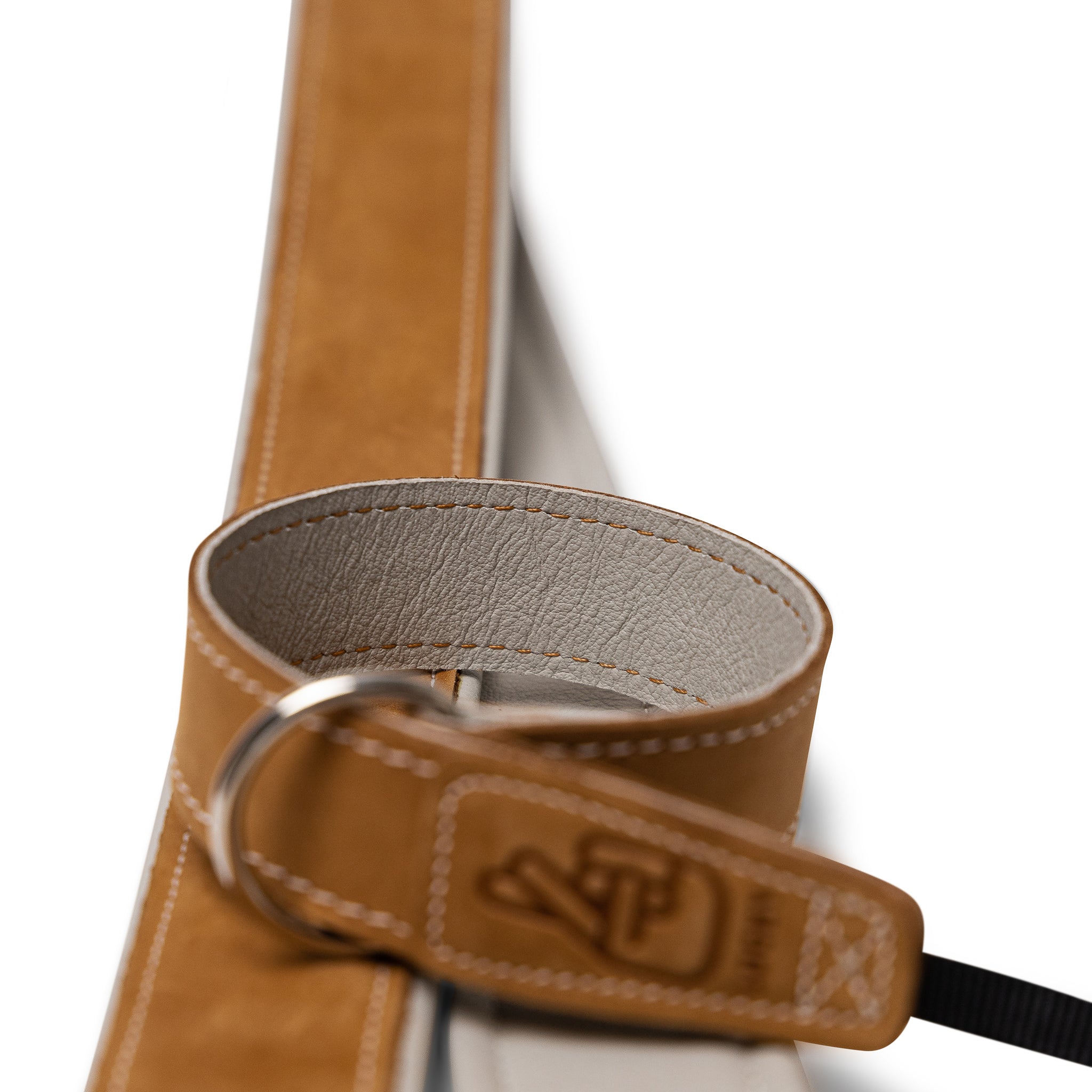 Lucky_Deluxe45_Leather_Camera_Strap_Desert_Tan-3-2