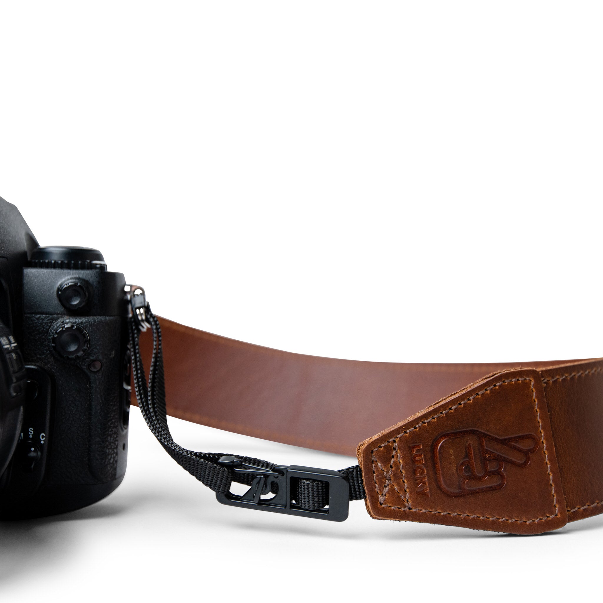 Lucky_Walnut_Brown-11